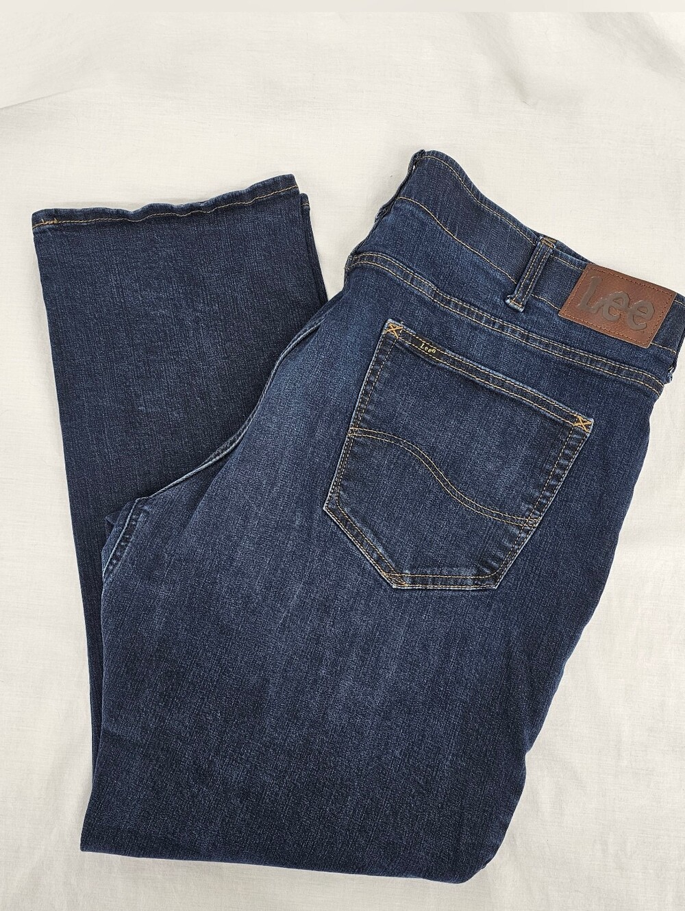 Lee Extreme Motion Athletic Fit Tapered Leg Dark Wash Blue Denim  Men's 40 x 30